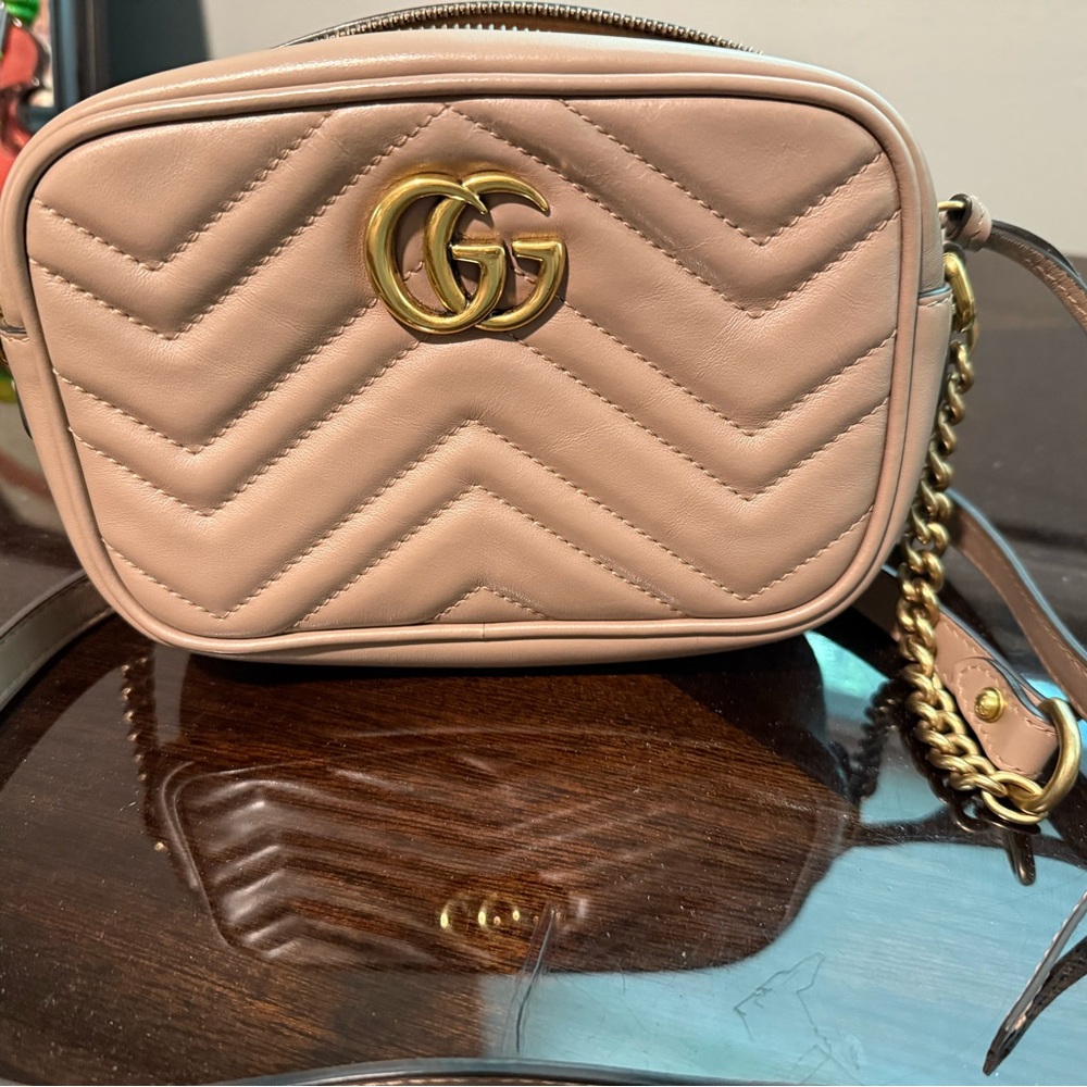 Gucci Beige Chevron Quilted Crossbody Bag